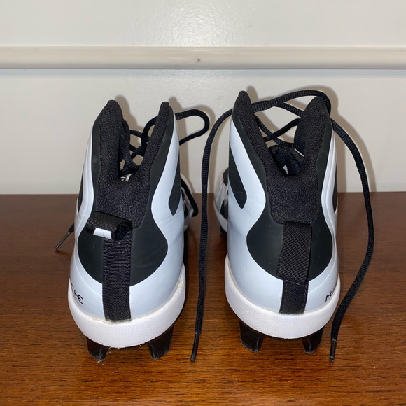 Nike Huarache Cleats - Picture 7 of 10